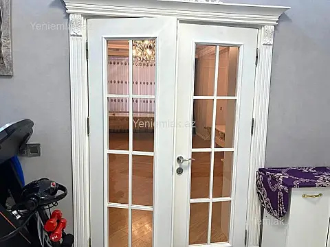 Satılır 3 otaqlı yeni tikili 140 m²