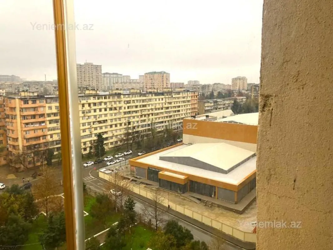 Satılır 3 otaqlı yeni tikili 140 m²