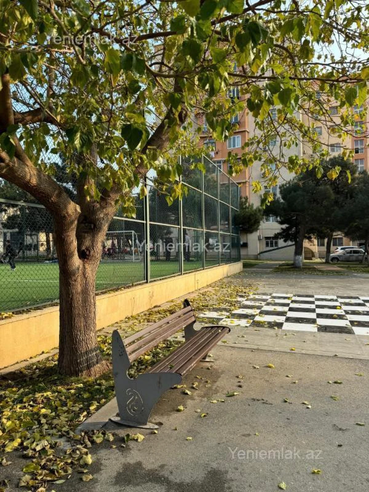 Satılır 2 otaqlı köhnə tikili 55 m²