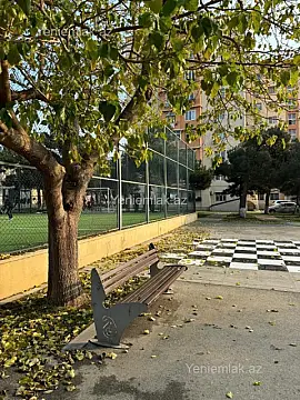 Satılır 2 otaqlı köhnə tikili 55 m²