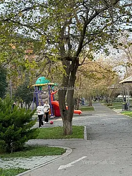 Satılır 2 otaqlı köhnə tikili 55 m²