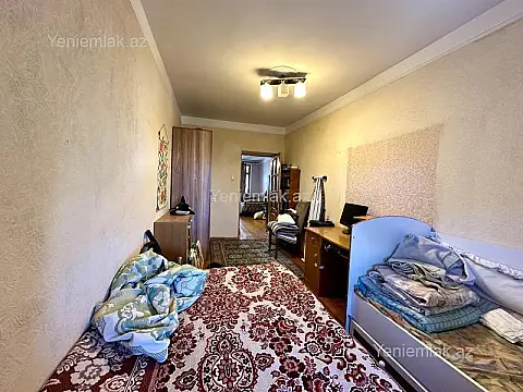 Satılır 2 otaqlı köhnə tikili 55 m²