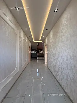 Satılır 6 otaqlı həyət evi 300 m²