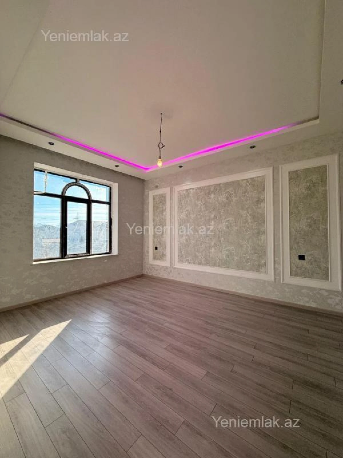 Satılır 6 otaqlı həyət evi 300 m²