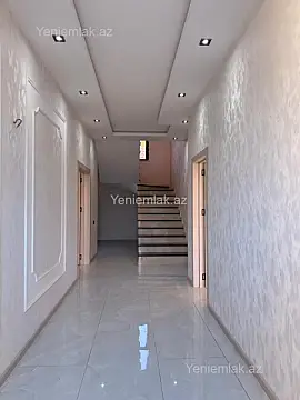 Satılır 6 otaqlı həyət evi 300 m²