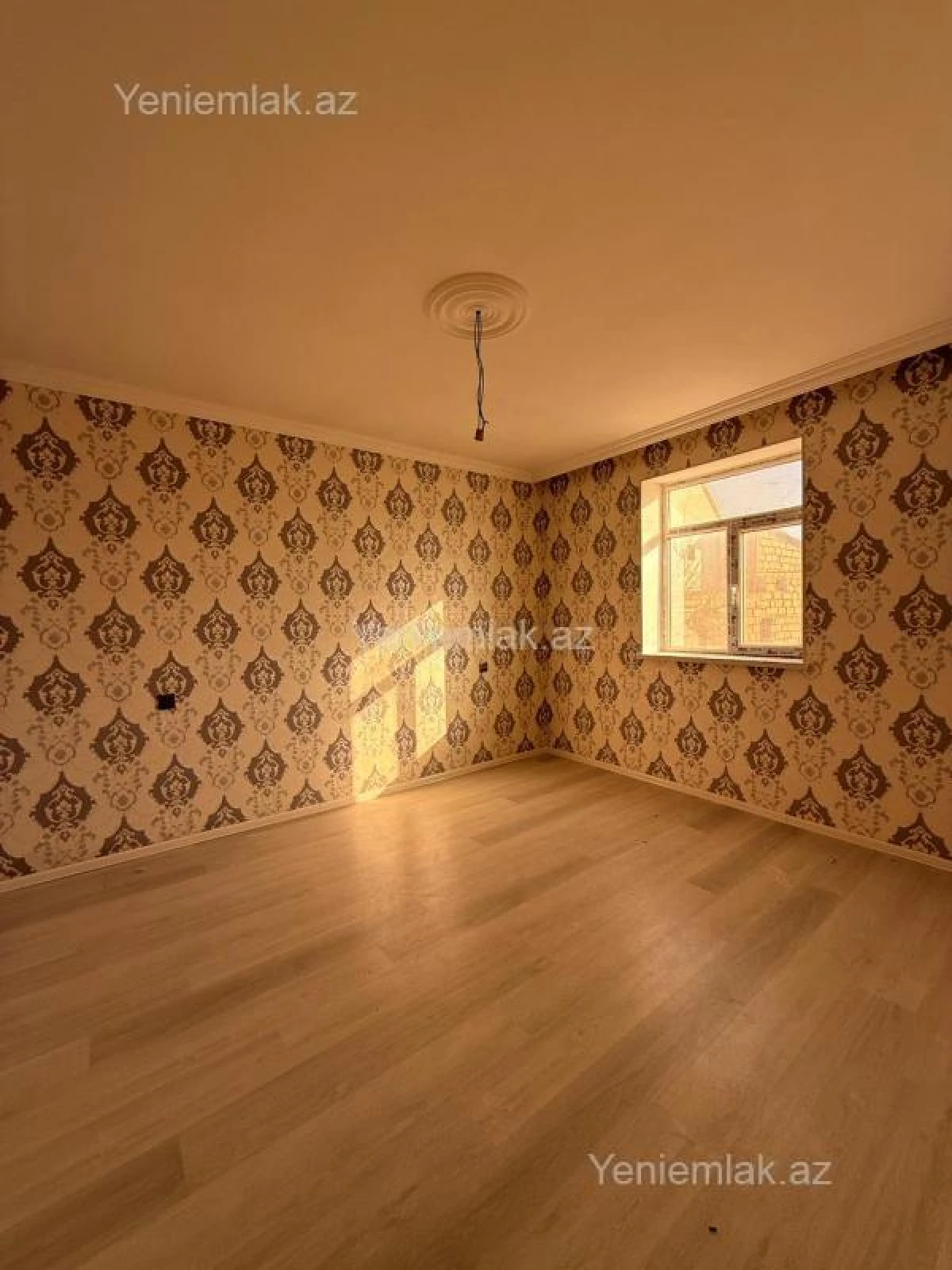 Satılır 7 otaqlı həyət evi 110 m²