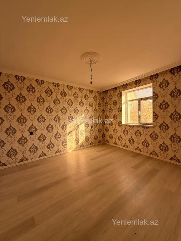 Satılır 7 otaqlı həyət evi 110 m²