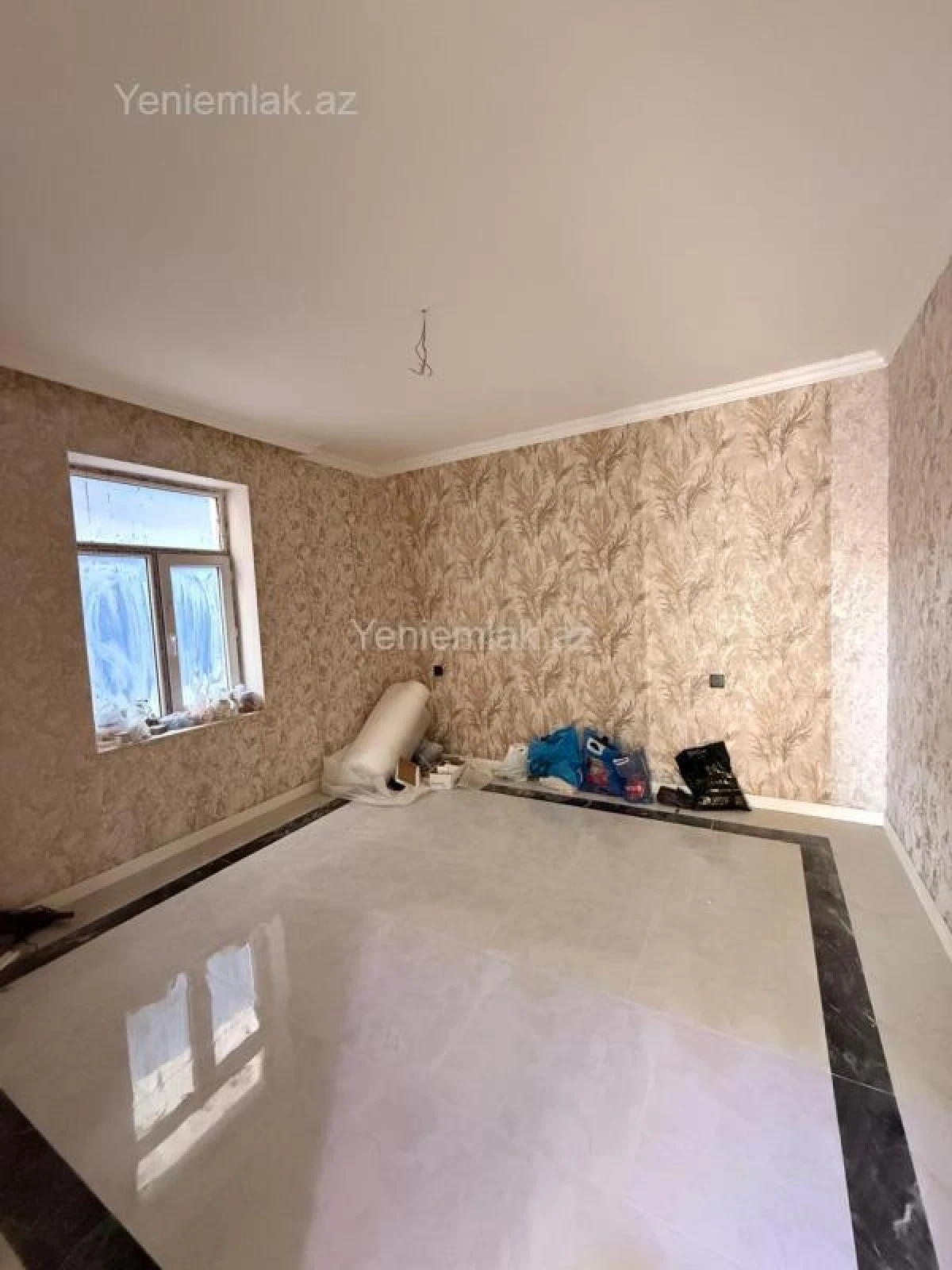 Satılır 7 otaqlı həyət evi 300 m²