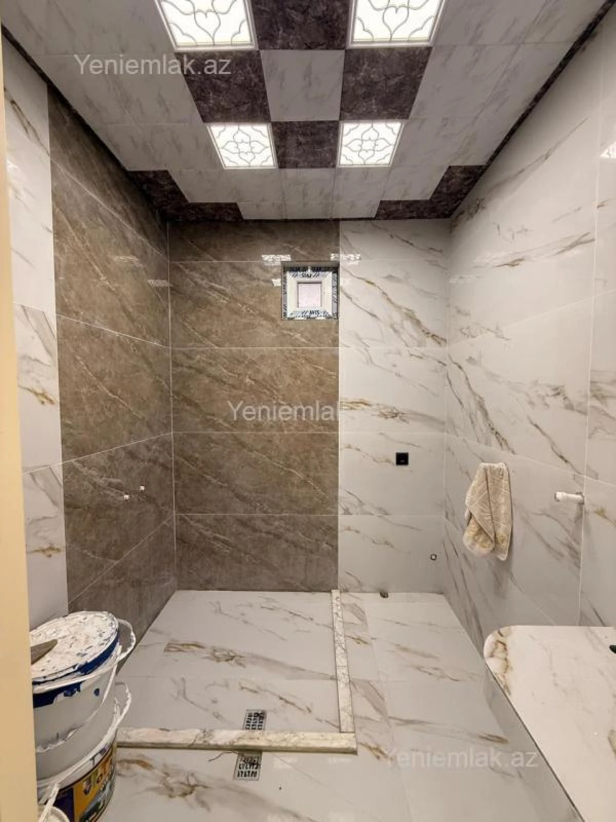 Satılır 7 otaqlı həyət evi 300 m²