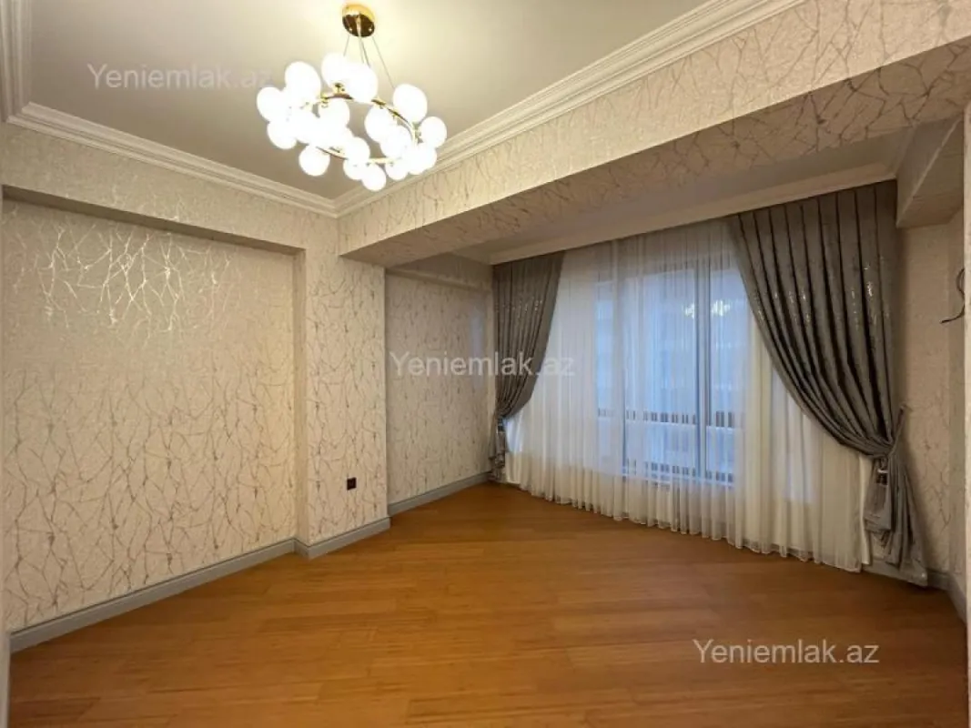 Satılır 4 otaqlı yeni tikili 205 m²