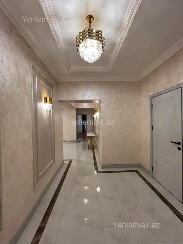 Satılır 4 otaqlı yeni tikili 205 m²