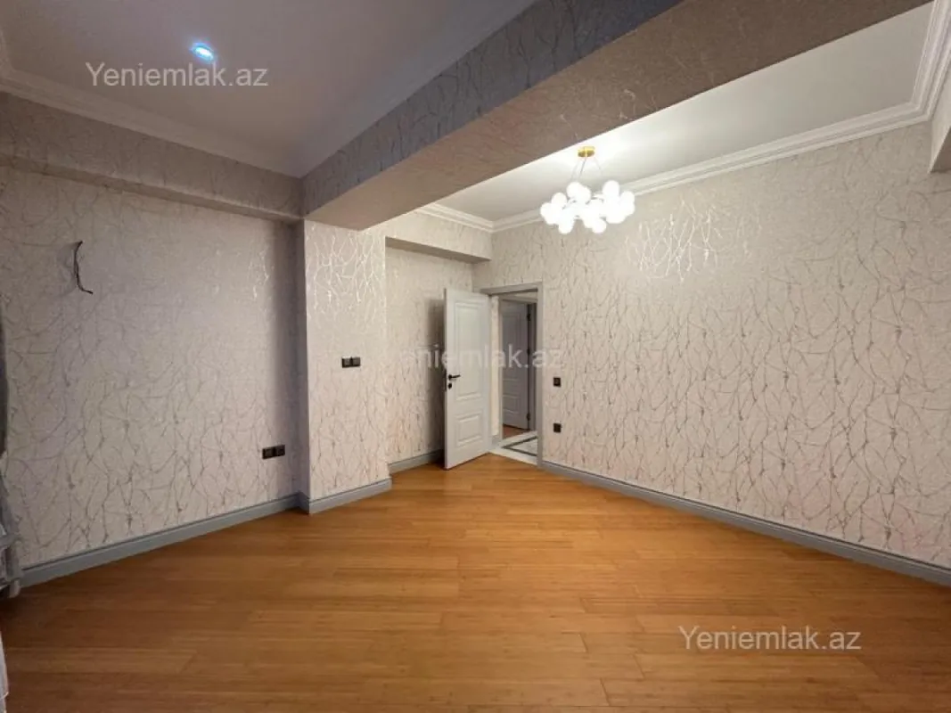 Satılır 4 otaqlı yeni tikili 205 m²