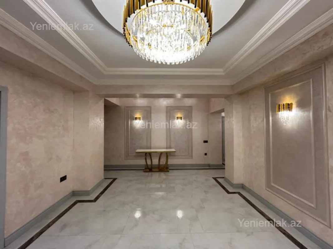 Satılır 4 otaqlı yeni tikili 205 m²