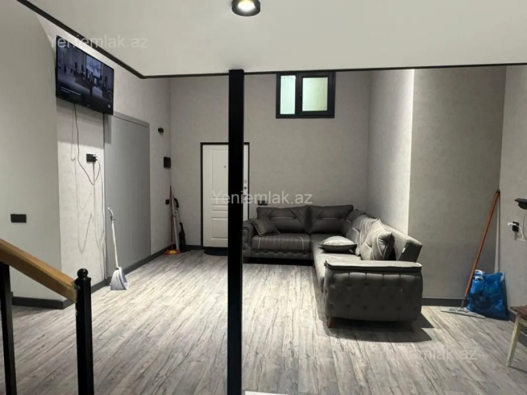 Satılır 1 otaqlı köhnə tikili 50 m²