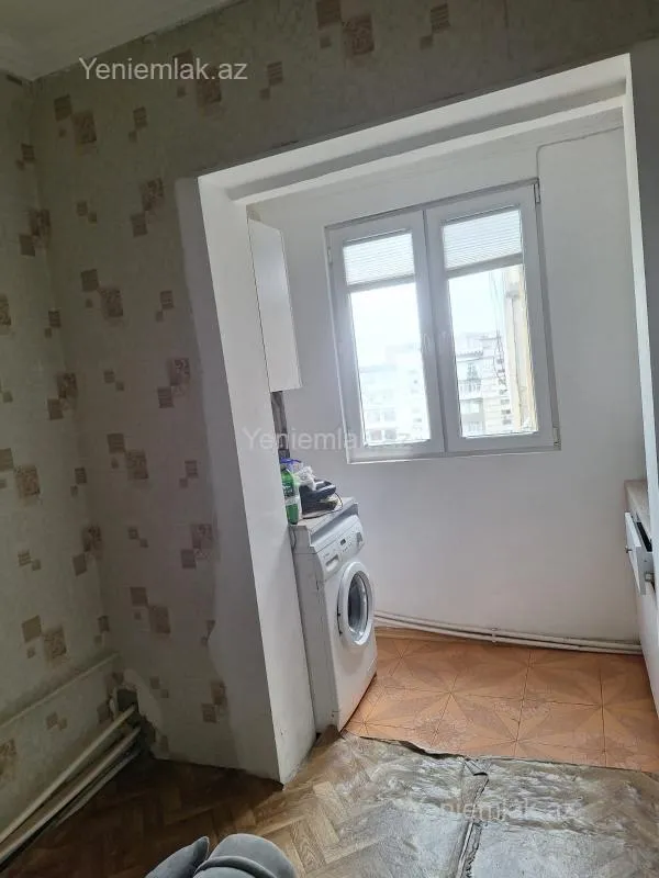 Satılır 2 otaqlı köhnə tikili 50 m²
