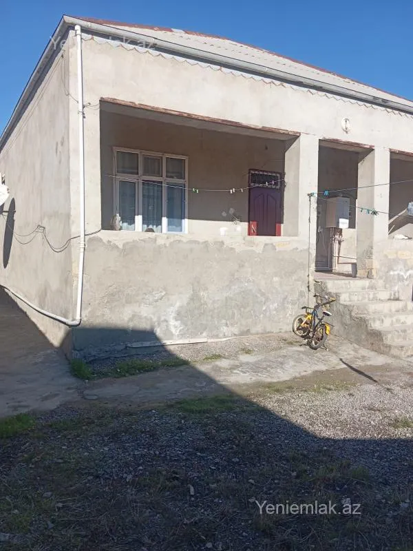 Satılır 3 otaqlı həyət evi 120 m²