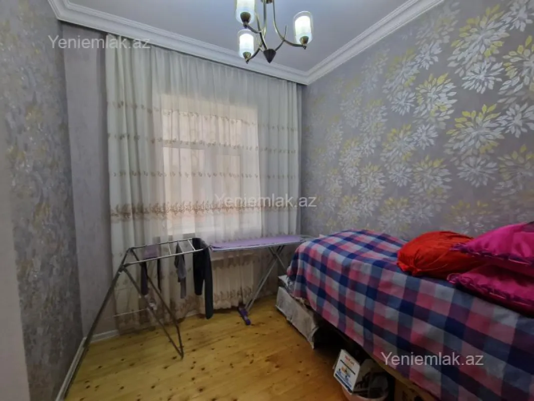 Satılır 4 otaqlı həyət evi 123 m²