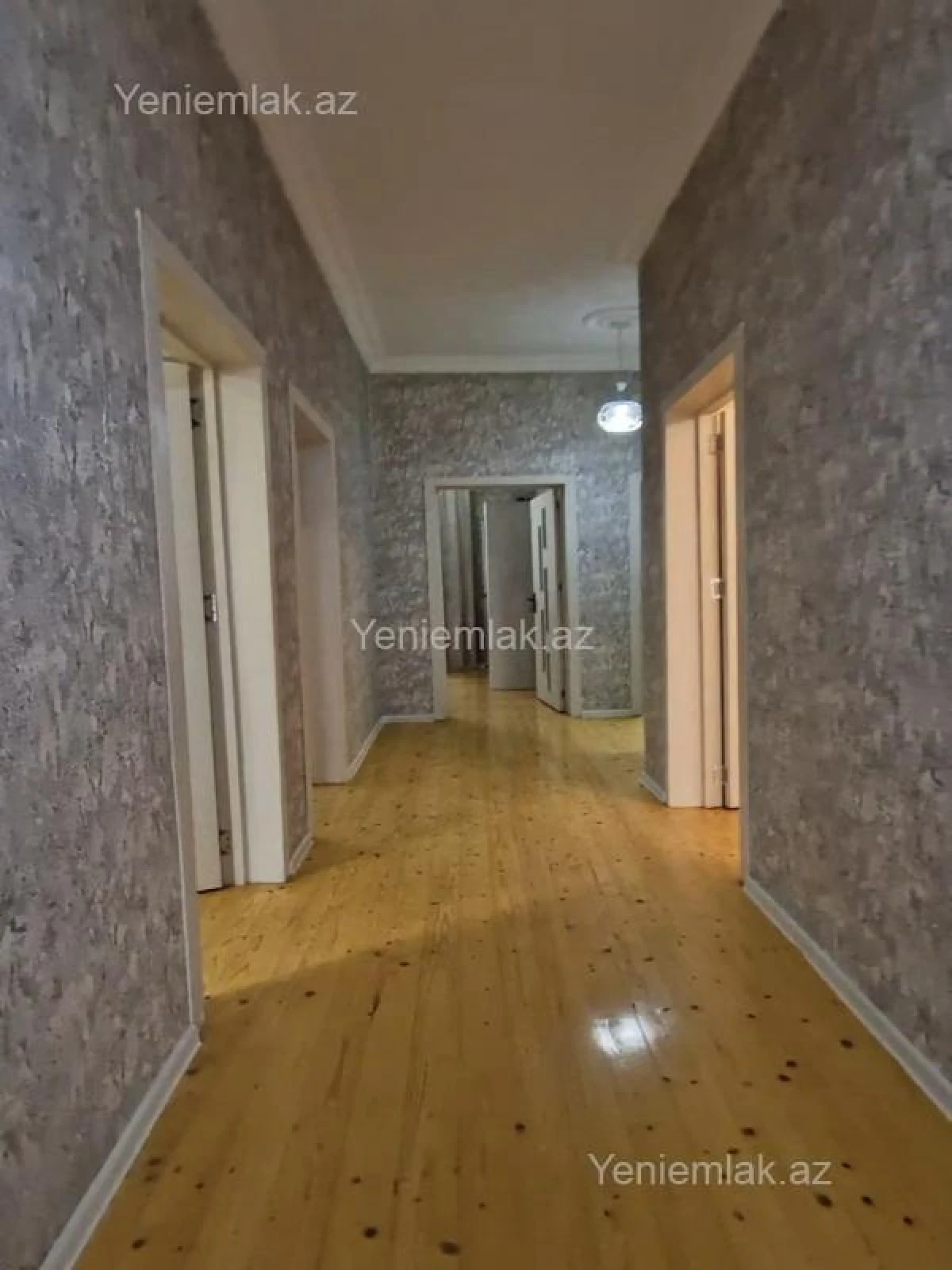 Satılır 4 otaqlı həyət evi 123 m²
