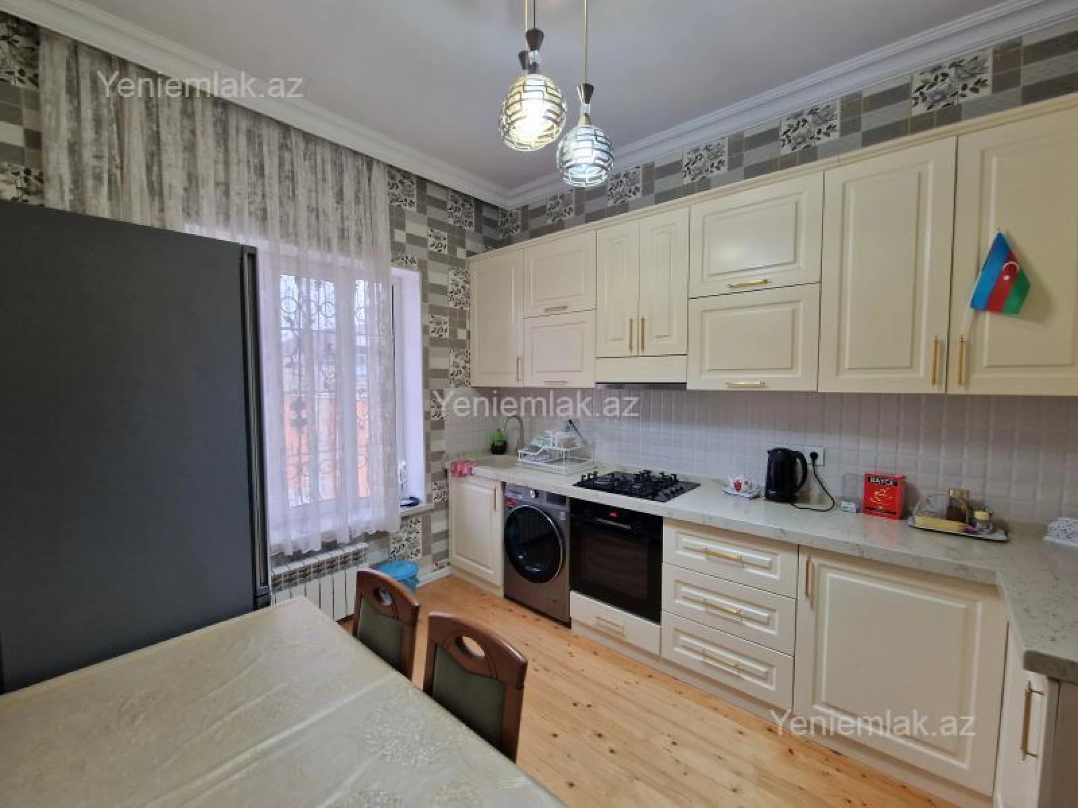 Satılır 4 otaqlı həyət evi 123 m²