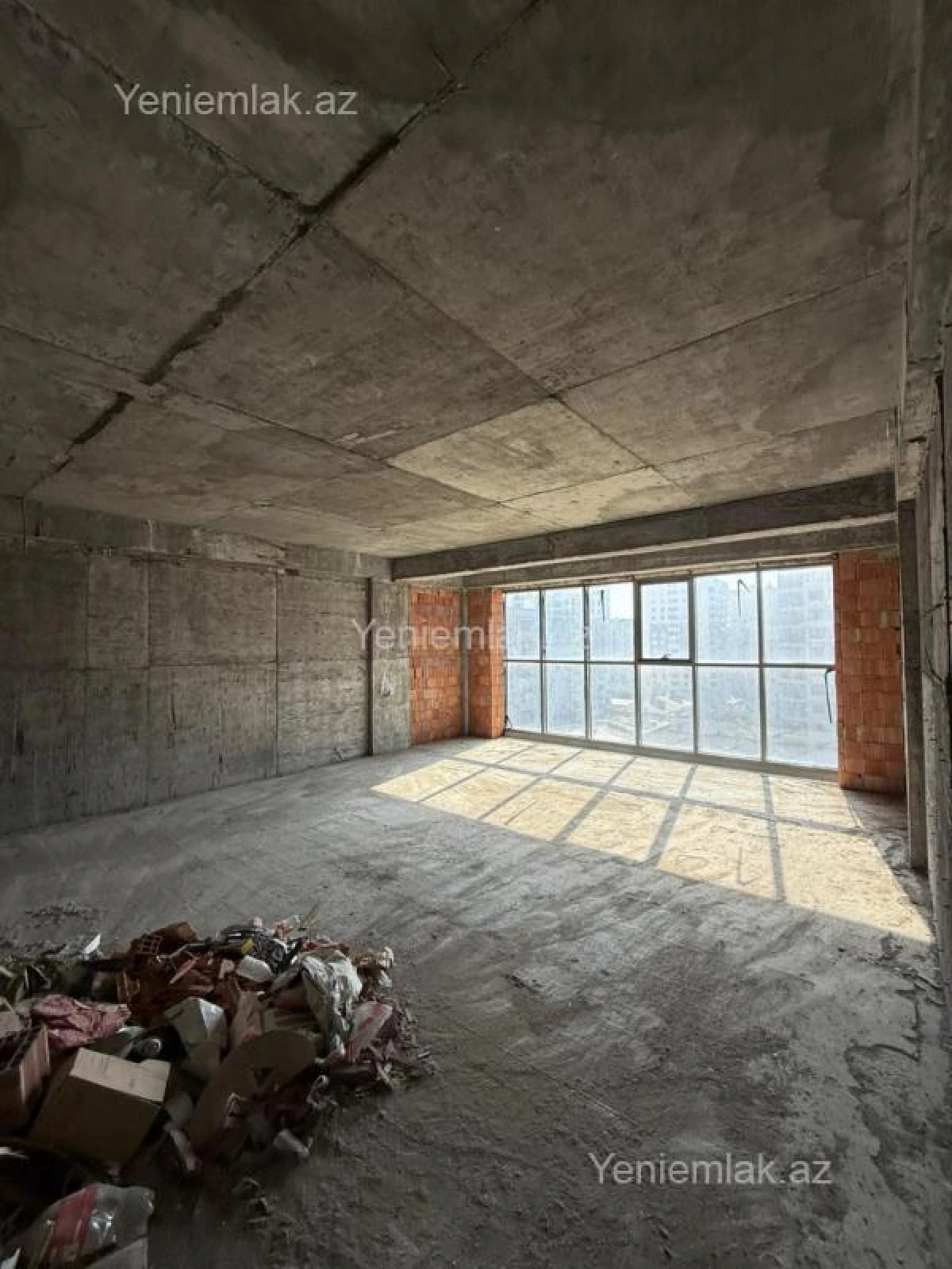 Satılır 4 otaqlı yeni tikili 210 m²