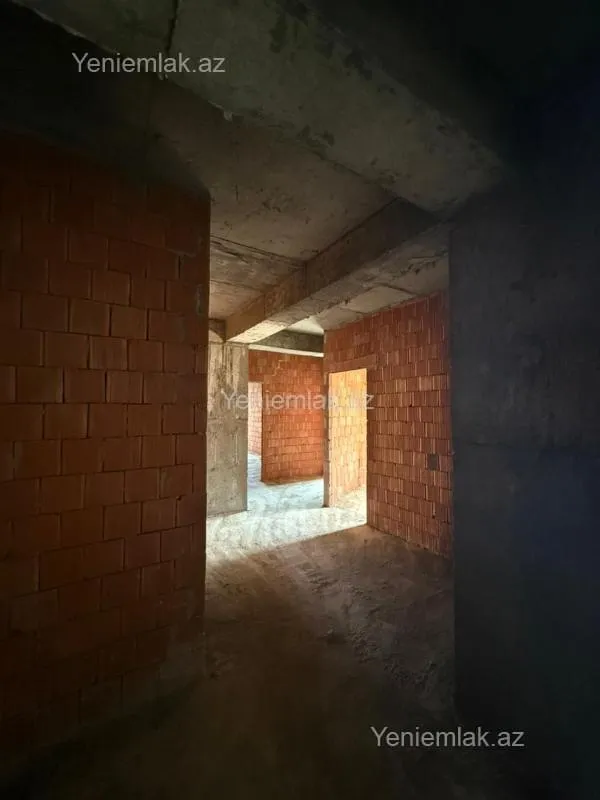 Satılır 4 otaqlı yeni tikili 210 m²