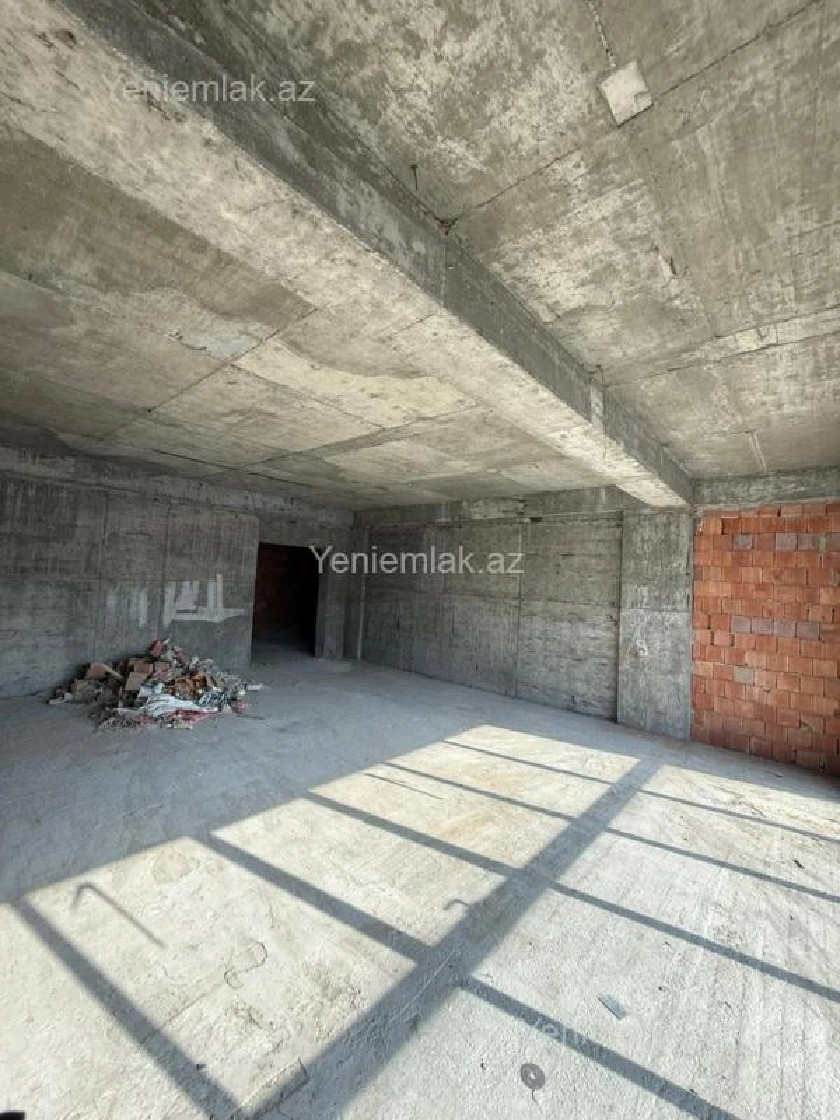 Satılır 4 otaqlı yeni tikili 210 m²