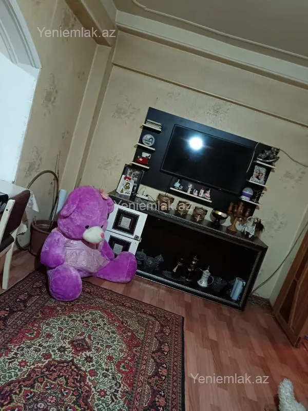 Satılır 1 otaqlı köhnə tikili 34 m²