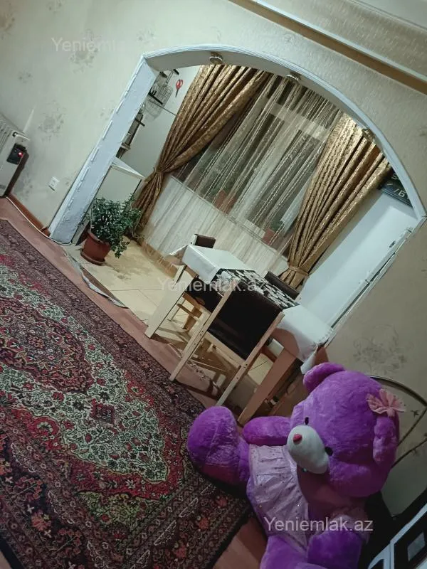 Satılır 1 otaqlı köhnə tikili 34 m²