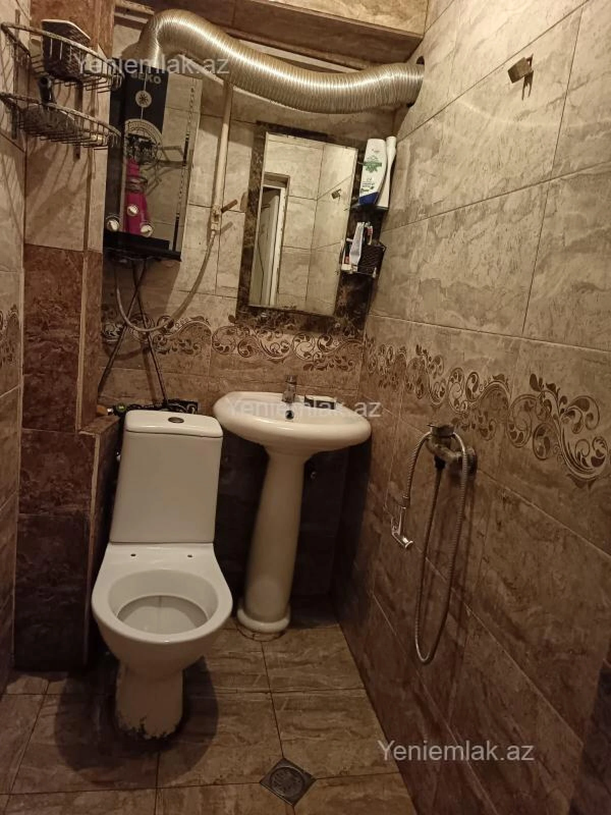 Satılır 1 otaqlı köhnə tikili 34 m²
