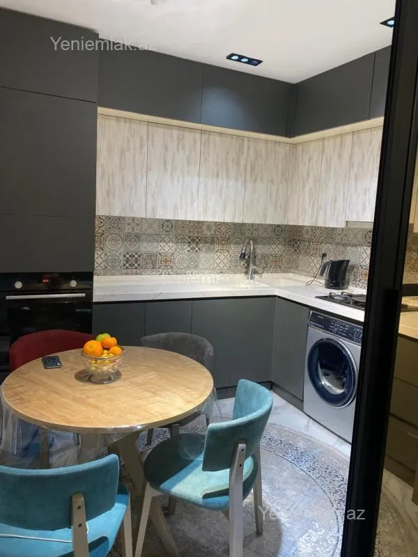 Satılır 3 otaqlı yeni tikili 88 m²