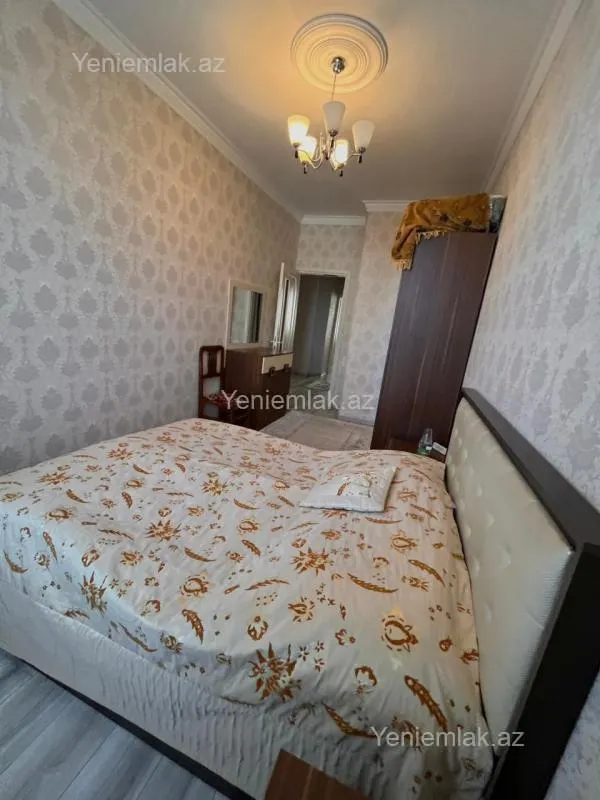 Satılır 3 otaqlı yeni tikili 83.8 m²