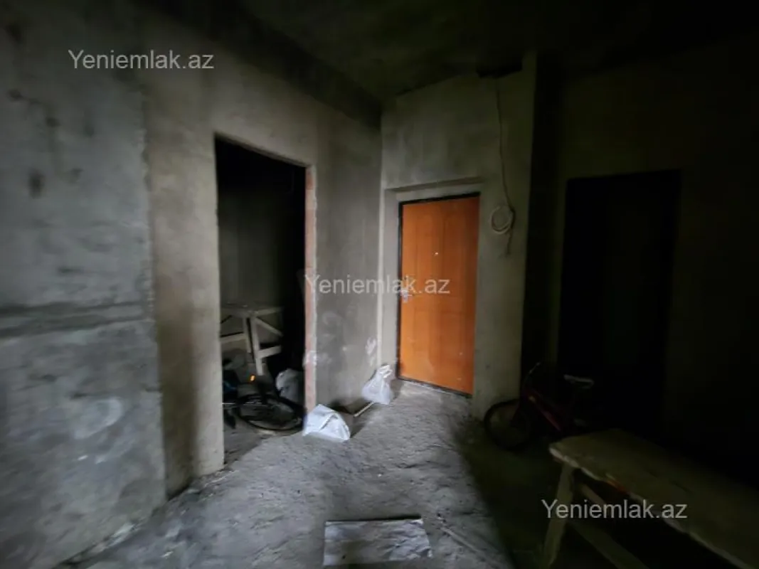 Satılır 3 otaqlı yeni tikili 125 m²