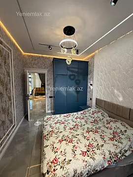 Satılır 6 otaqlı həyət evi 300 m²