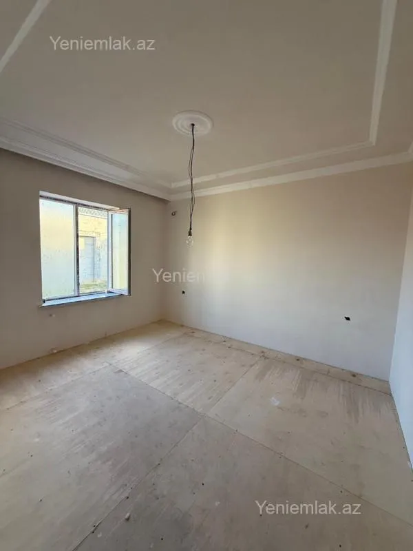 Satılır 6 otaqlı həyət evi 150 m²
