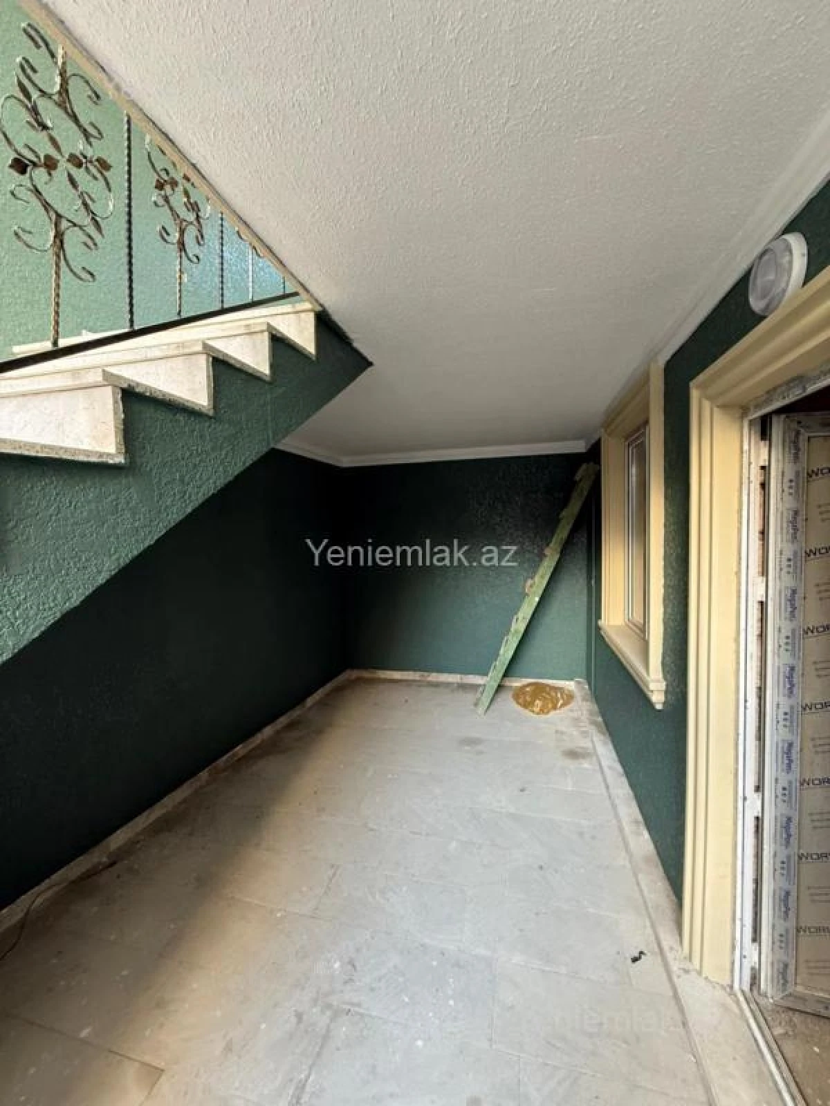 Satılır 6 otaqlı həyət evi 150 m²