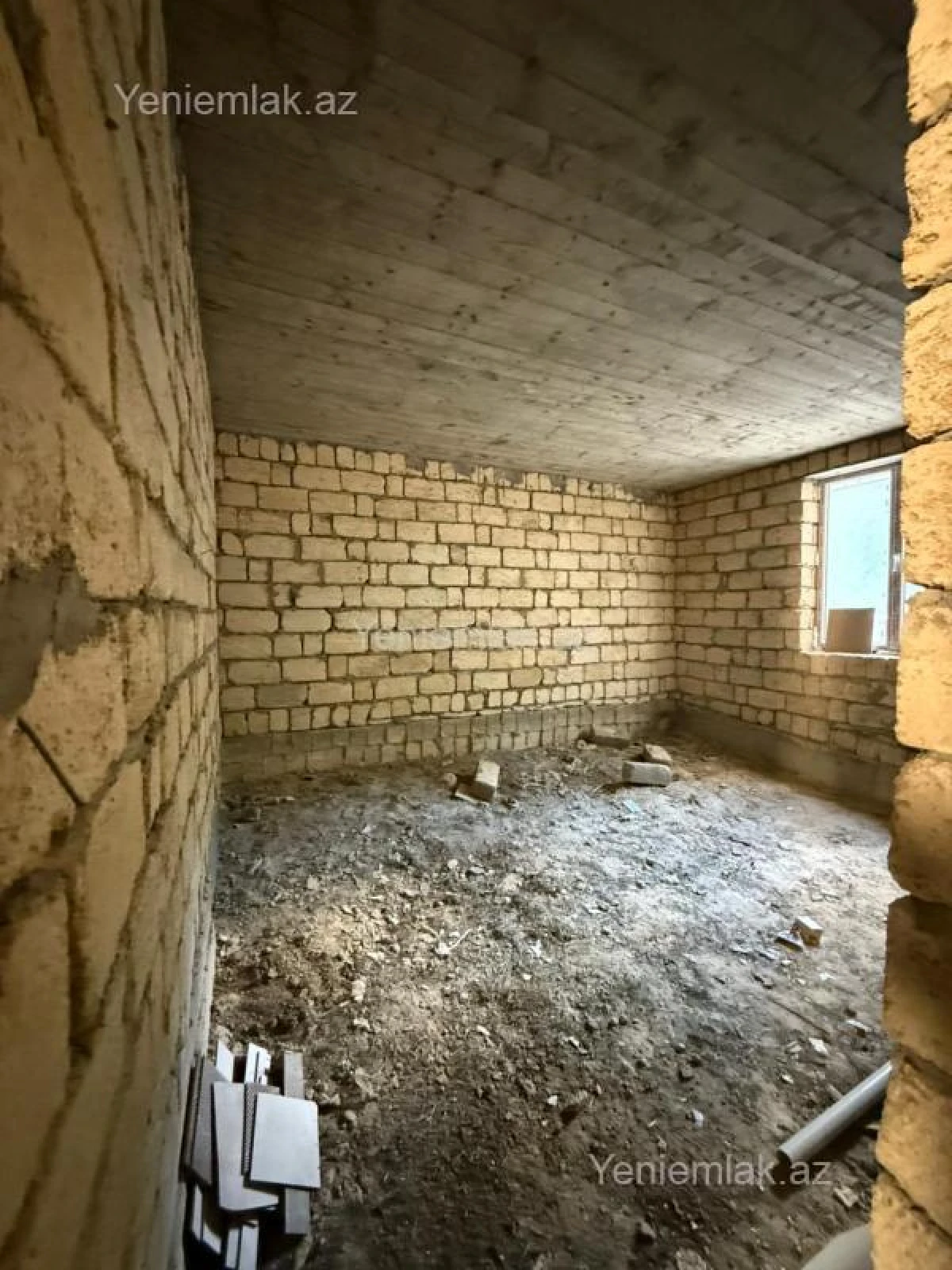 Satılır 6 otaqlı həyət evi 150 m²