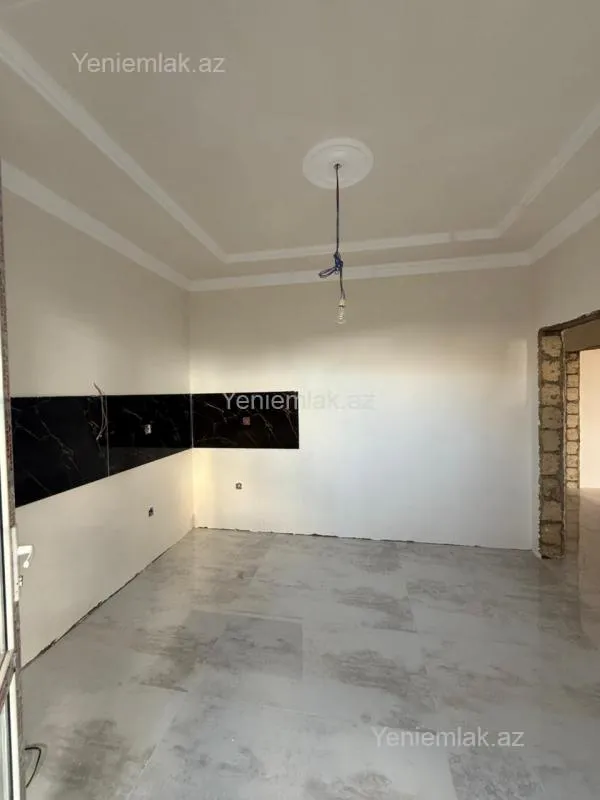Satılır 6 otaqlı həyət evi 150 m²