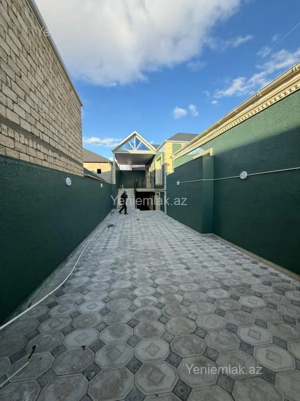 Satılır 6 otaqlı həyət evi 150 m²