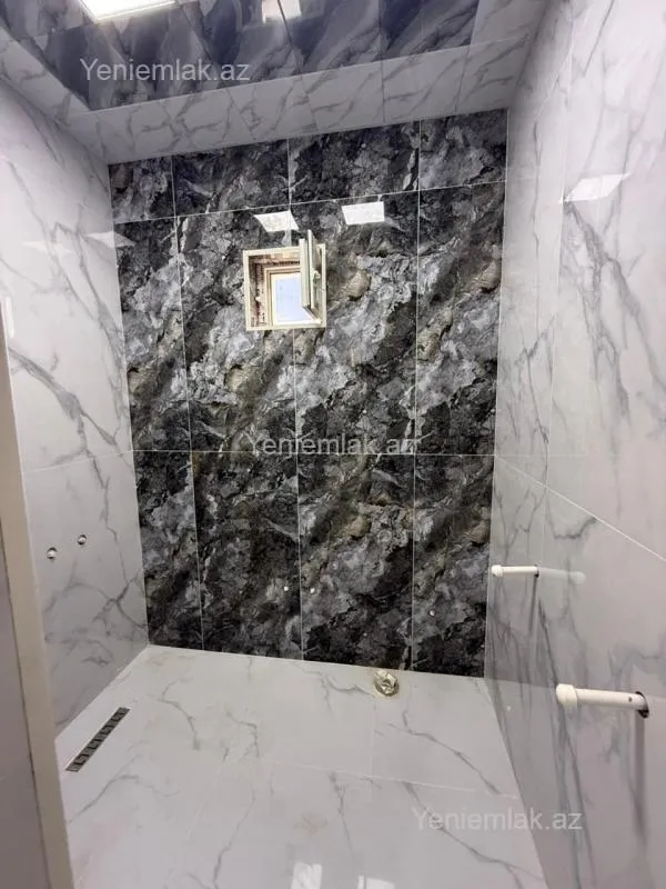 Satılır 5 otaqlı həyət evi 160 m²