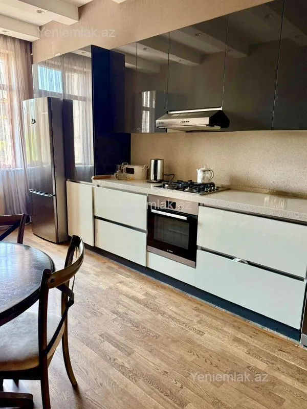 Satılır 3 otaqlı yeni tikili 112 m²