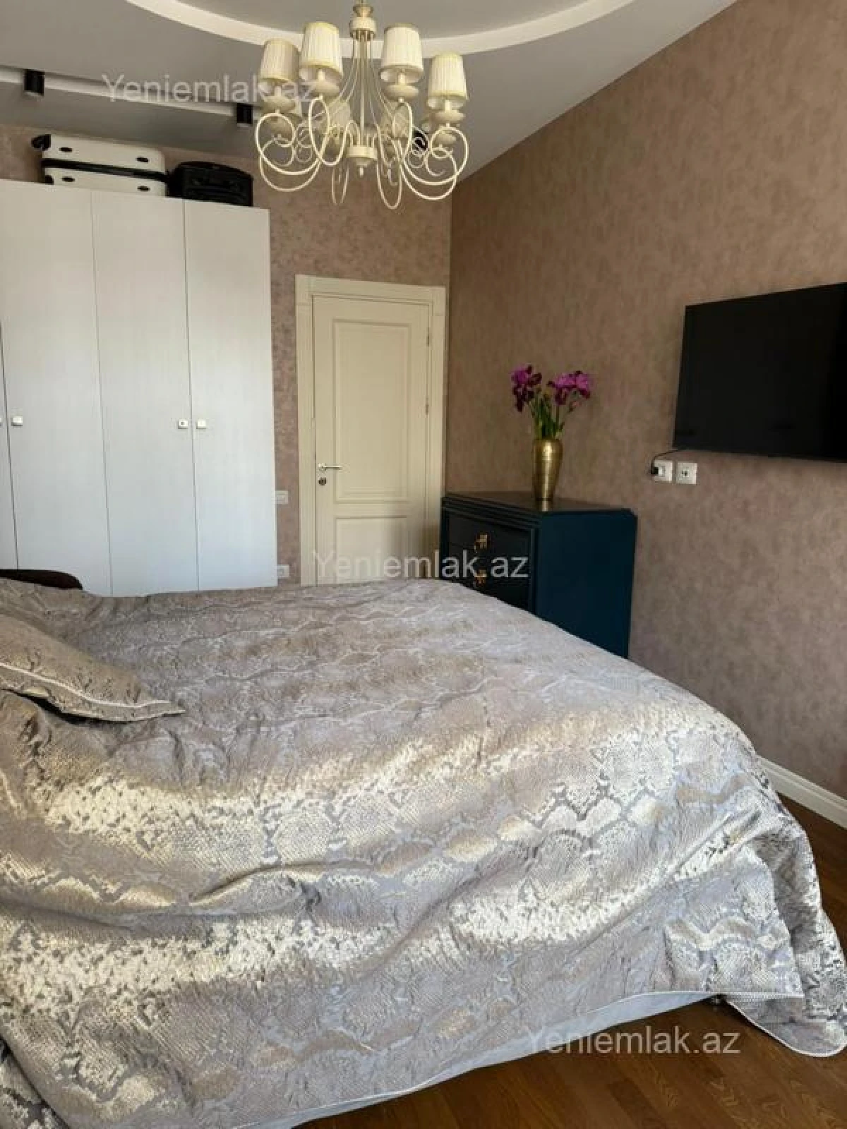 Satılır 3 otaqlı yeni tikili 112 m²