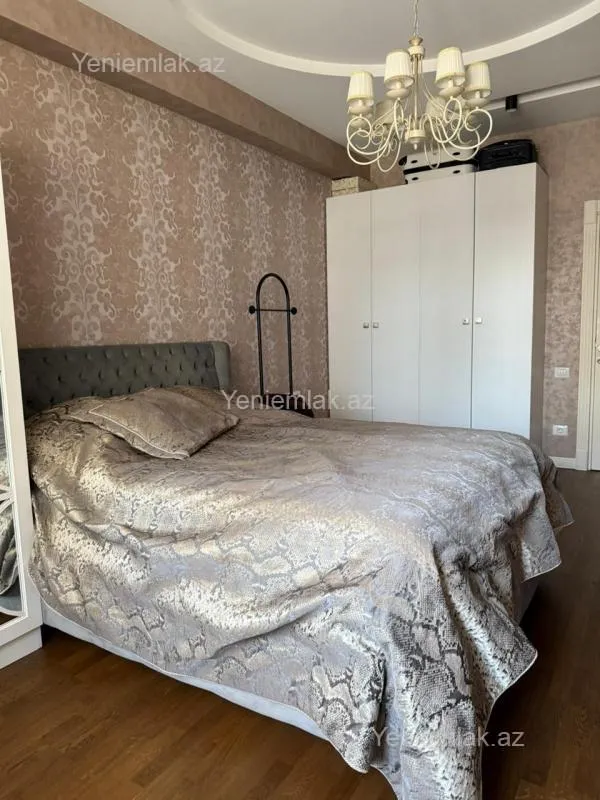 Satılır 3 otaqlı yeni tikili 112 m²