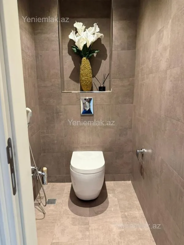 Satılır 3 otaqlı yeni tikili 112 m²