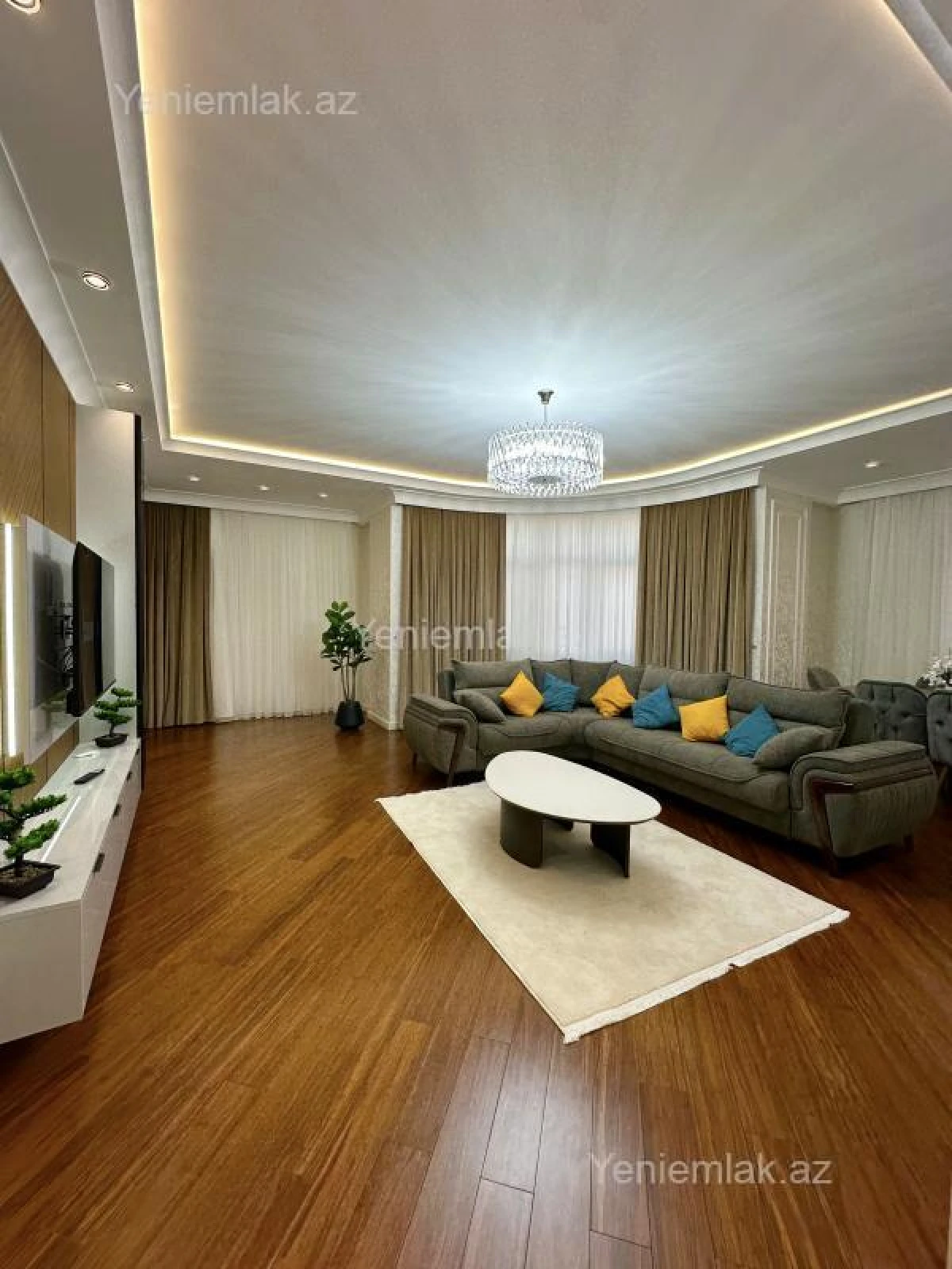 Satılır 4 otaqlı yeni tikili 191 m²