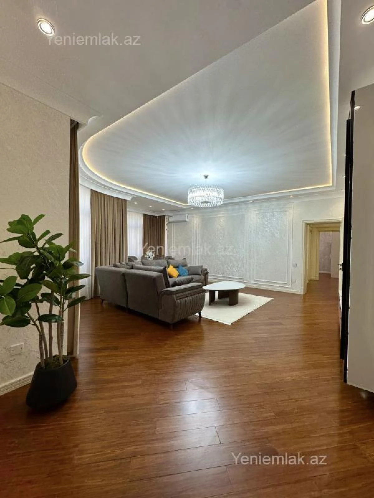 Satılır 4 otaqlı yeni tikili 191 m²