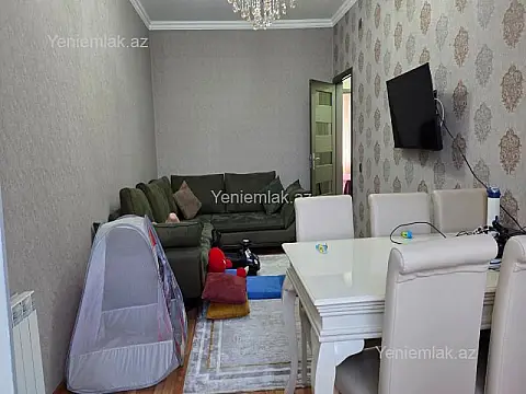 Satılır 2 otaqlı köhnə tikili 65 m²