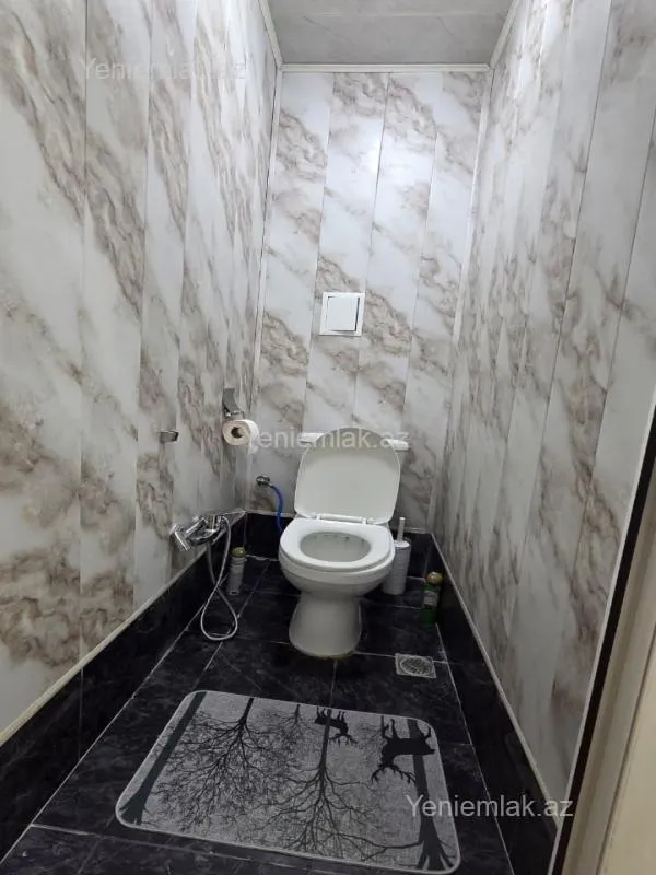 Satılır 2 otaqlı köhnə tikili 65 m²