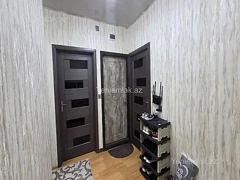 Satılır 2 otaqlı köhnə tikili 65 m²