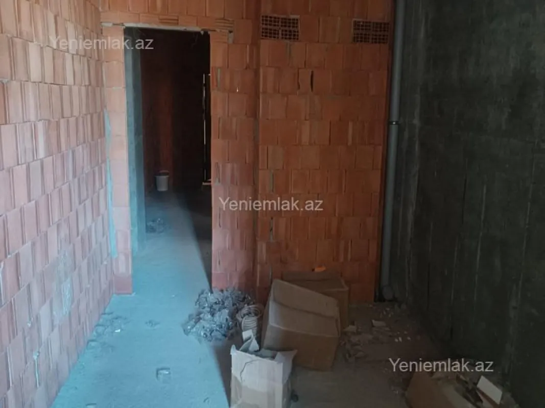 Satılır 3 otaqlı yeni tikili 120 m²