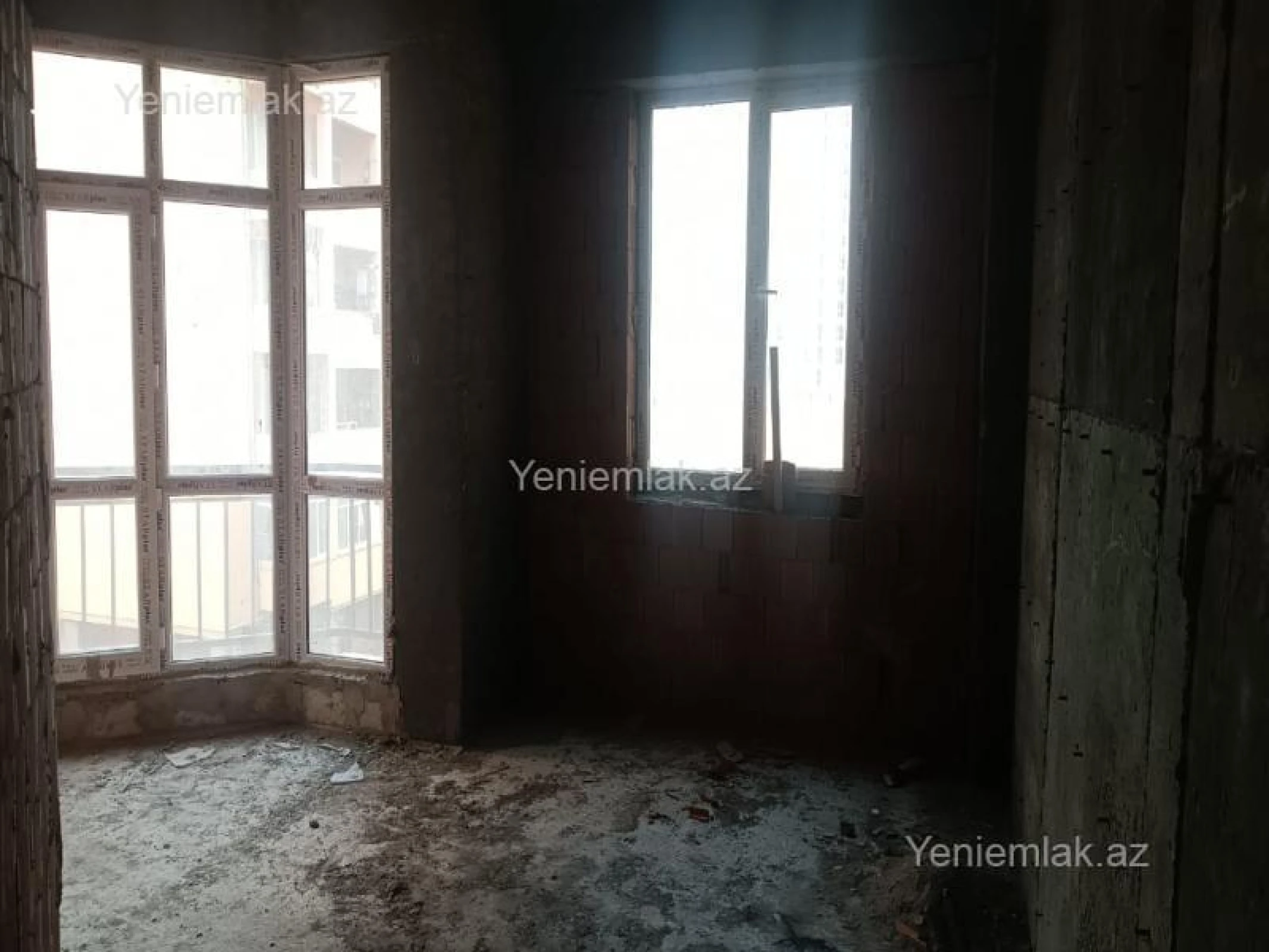 Satılır 3 otaqlı yeni tikili 120 m²